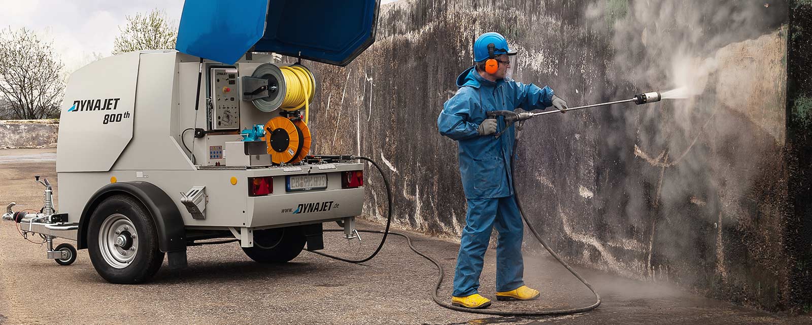 Renovation with high-pressure cleaner